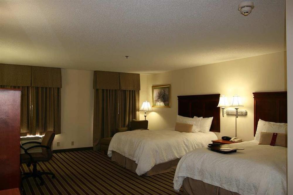 Hampton Inn & Suites Dayton-Vandalia Берлін-Гайтс Номер фото