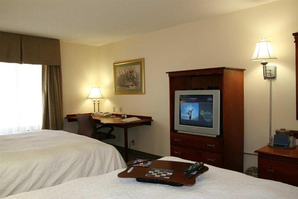 Hampton Inn & Suites Dayton-Vandalia Берлін-Гайтс Номер фото