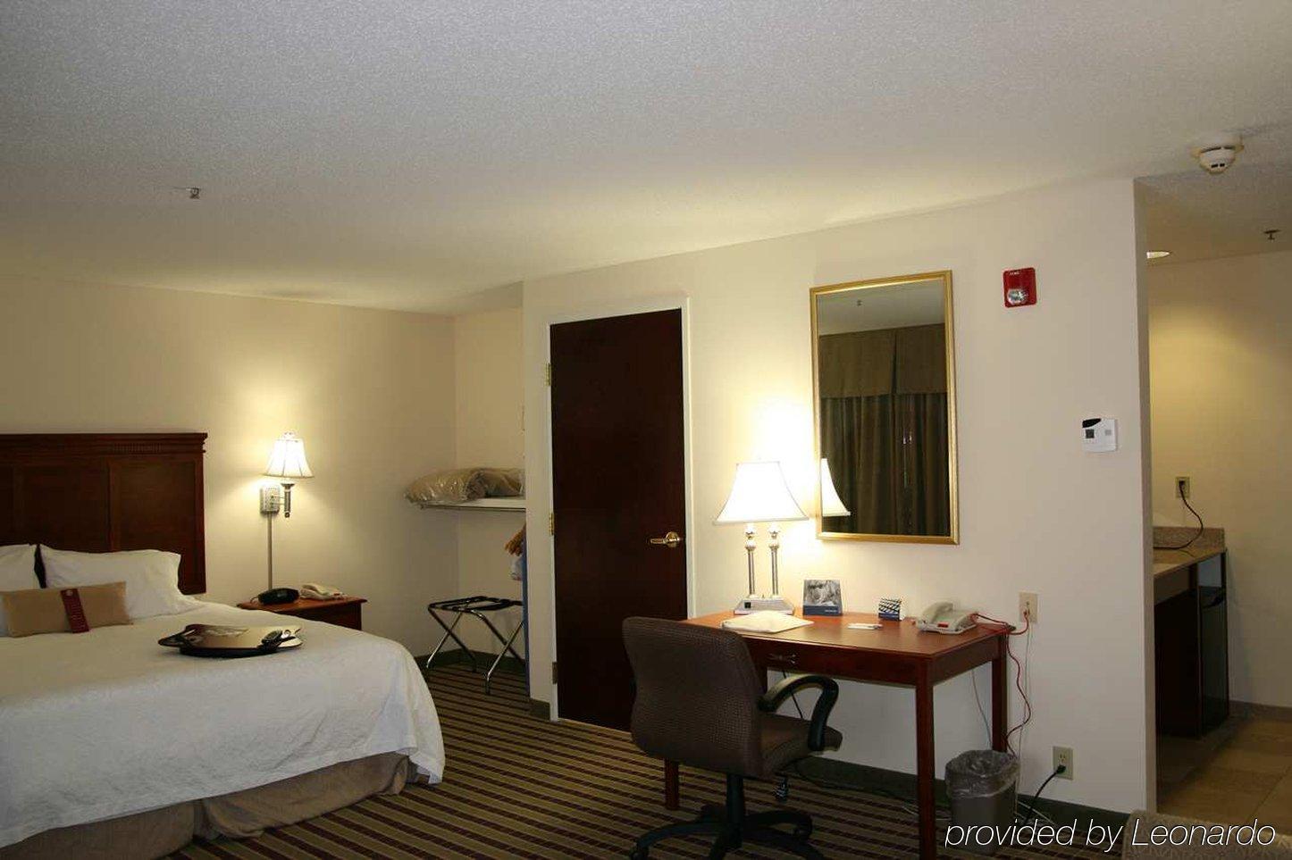 Hampton Inn & Suites Dayton-Vandalia Берлін-Гайтс Номер фото